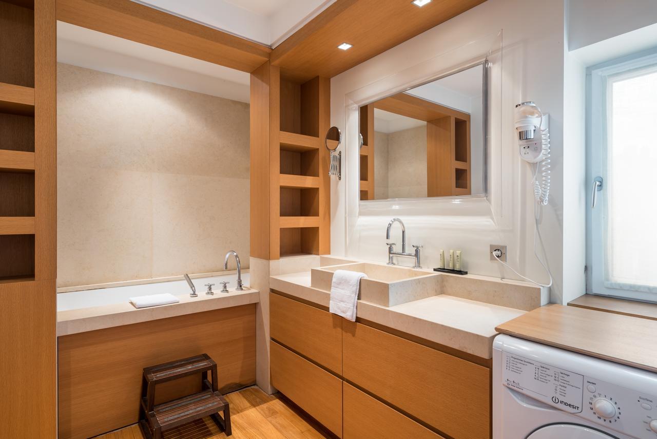 Honore - Suites Bellecour Lyon Bagian luar foto